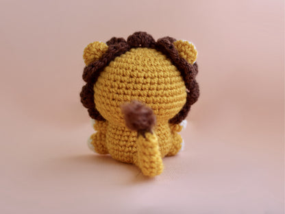 Lion Learn to Crochet Kit